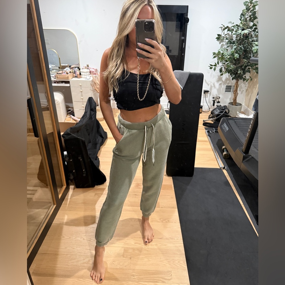 NWT aerie ribbed joggers